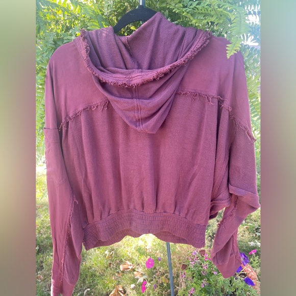 Free People Movement Windy Meadow Maroon/Burgundy Cropped Hoodie Sz Small - Picture 4 of 15